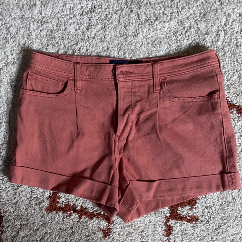 Hollister- Sz 32- Ultra HR Mom Short- 3” Inseam- Red Clay